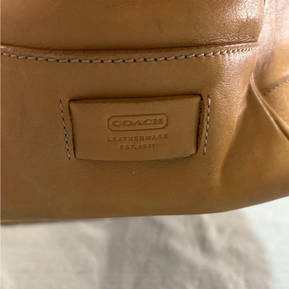Coach Tan Hampton 5098 Leather Tote Bag - Picture 4 of 16